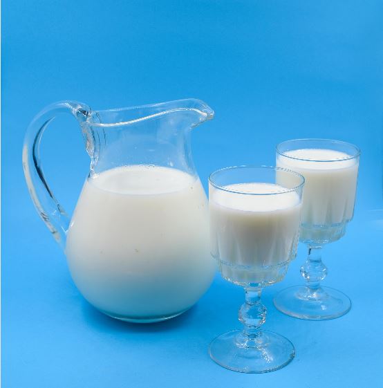 Amul Hikes Milk Prices by INR 2 Per Litre, Consumers Feel Inflation Heat !