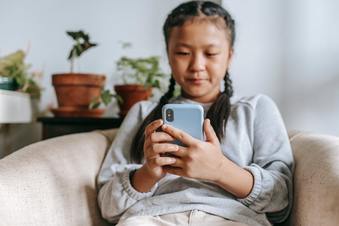 How Excessive Screen Time Impacts Children’s Vision